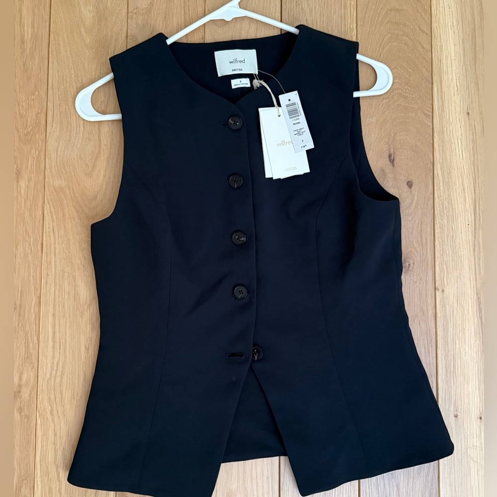Aritzia Wilfred Navy Button-Up Vest